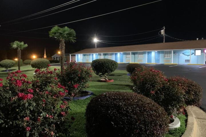 Budget Inn - Laurens