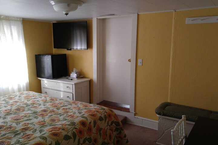 Island Guest House B & B