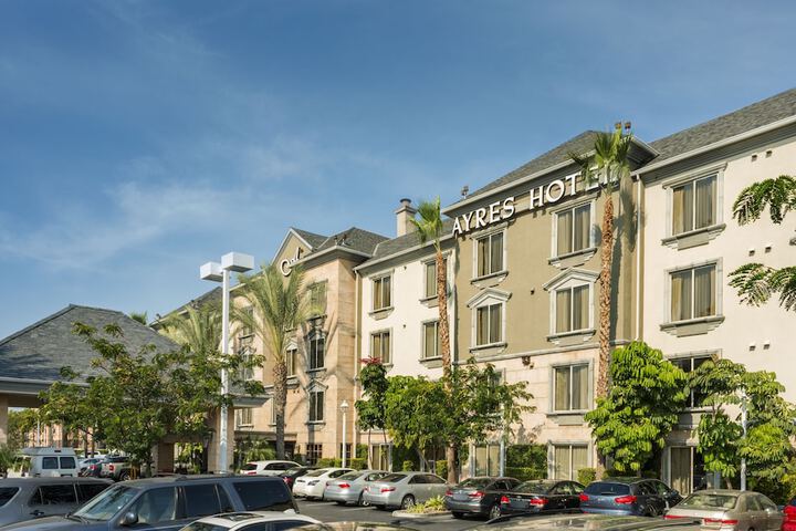 Hotel 3 of 35