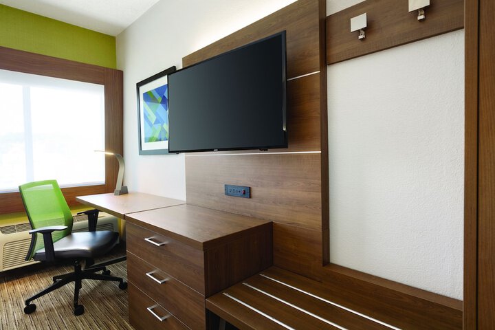 Holiday Inn Express Hartford South - Rocky Hill by IHG