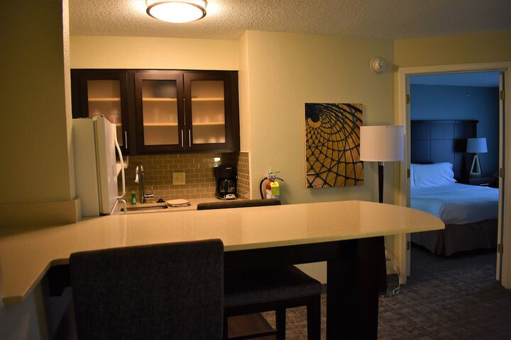 Staybridge Suites Cranbury by IHG