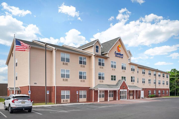 Comfort Inn & Suites Dothan Northside Plaza