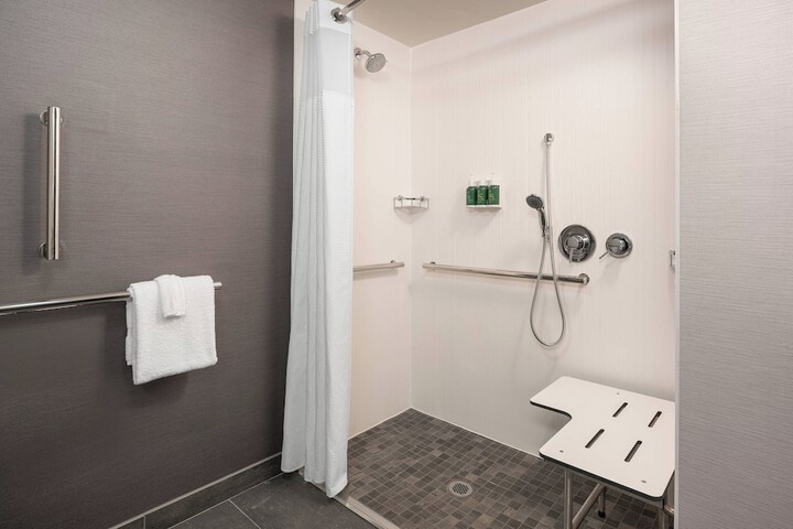Courtyard by Marriott Seattle Southcenter