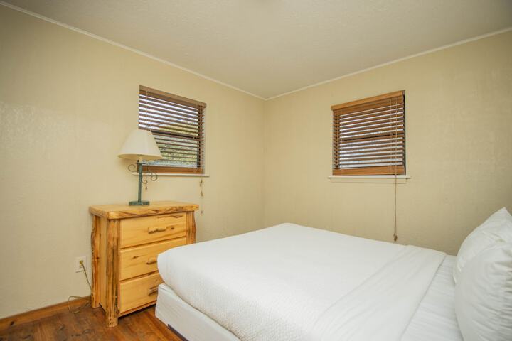 Room 285 of 345