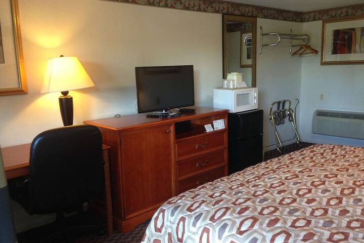 Americas Best Value Inn Palmyra Hershey