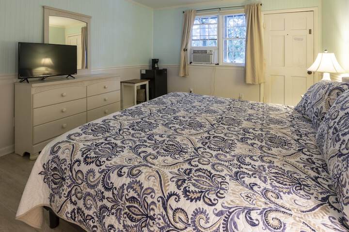 Room 165 of 309