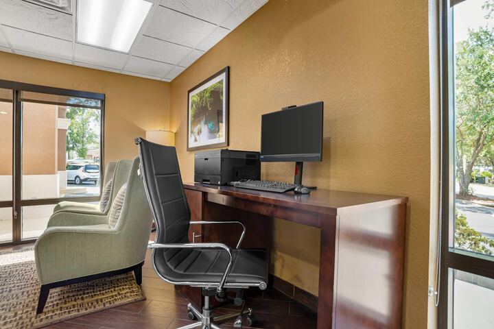 Comfort Suites Tallahassee Capitol - University Area