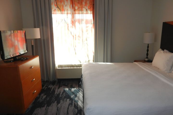 Fairfield Inn & Suites Tulsa South Medical District
