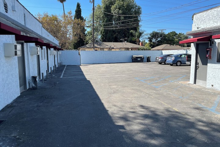 Griffith Park Motel - LA Hollywood Area