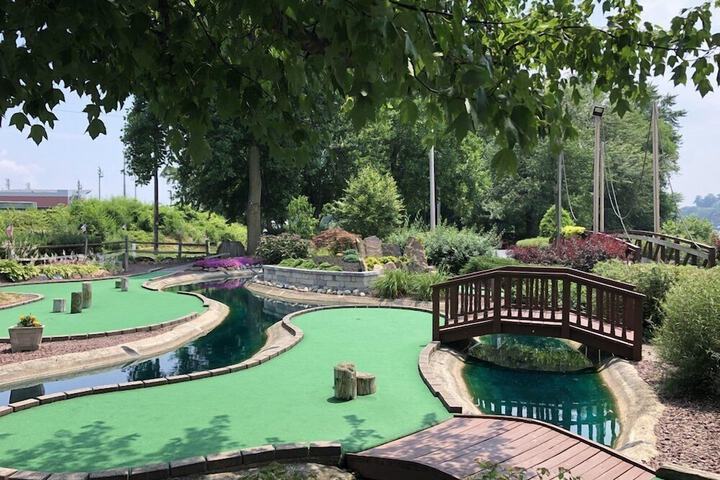 La Quinta Inn & Suites by Wyndham Mechanicsburg - Harrisburg