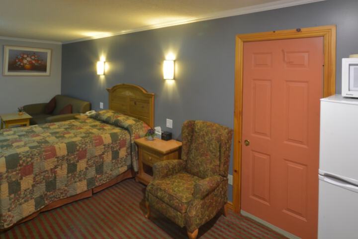 Room 130 of 181