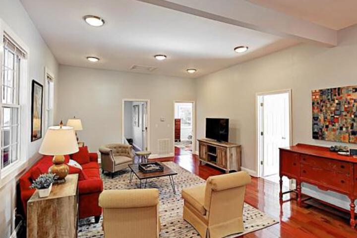 7 3rd Street Home