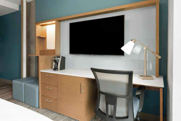 EVEN Hotel Shenandoah - The Woodlands by IHG