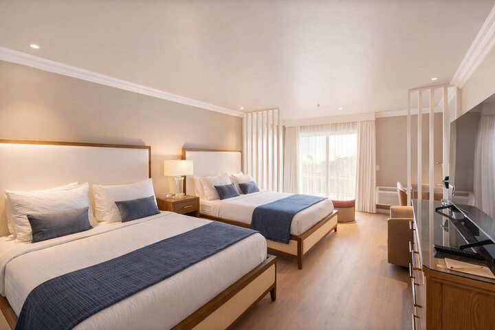 The Volare an Ascend Collection Hotel