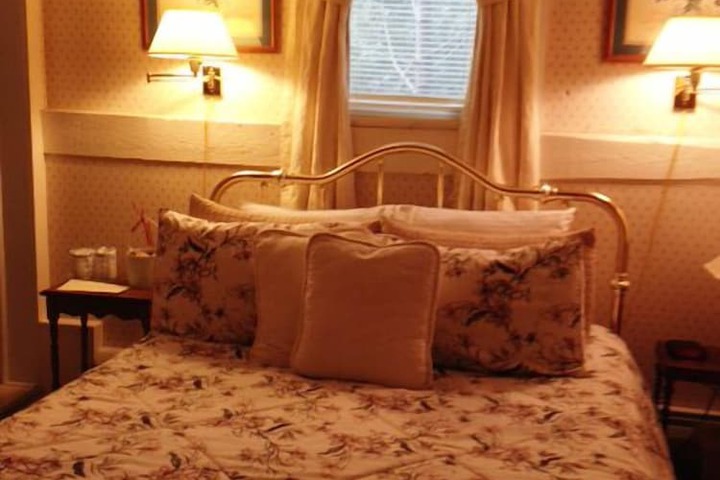 Room 28 of 44