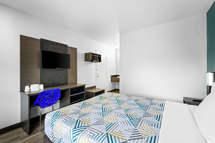 Room 19 of 27
