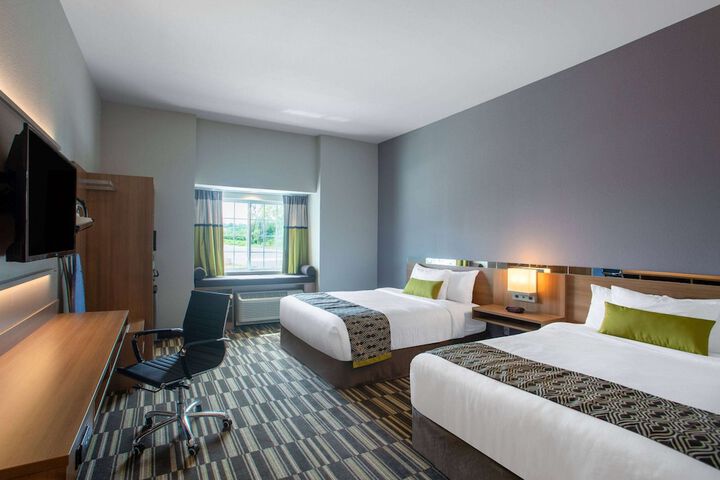 Room 16 of 23