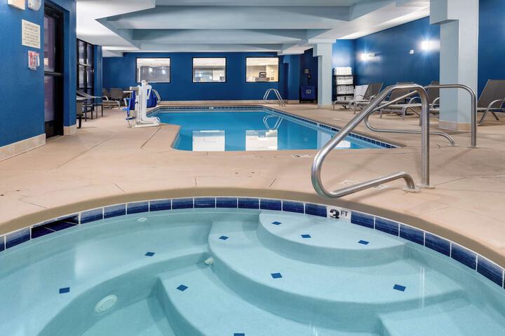 Pool 6 of 39