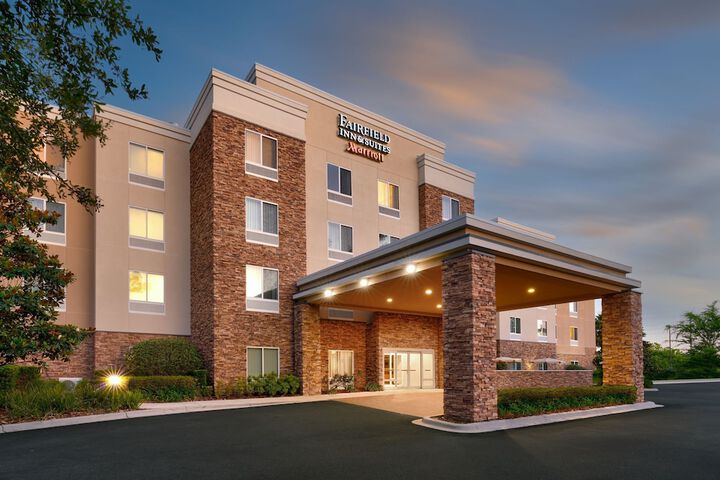 Hotel 4 of 34