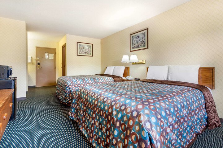 Room 19 of 43