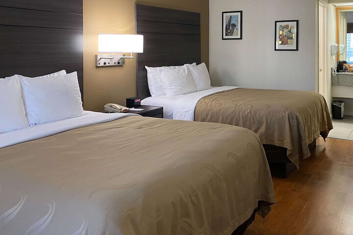 Quality Inn Branson - Hwy 76 Central