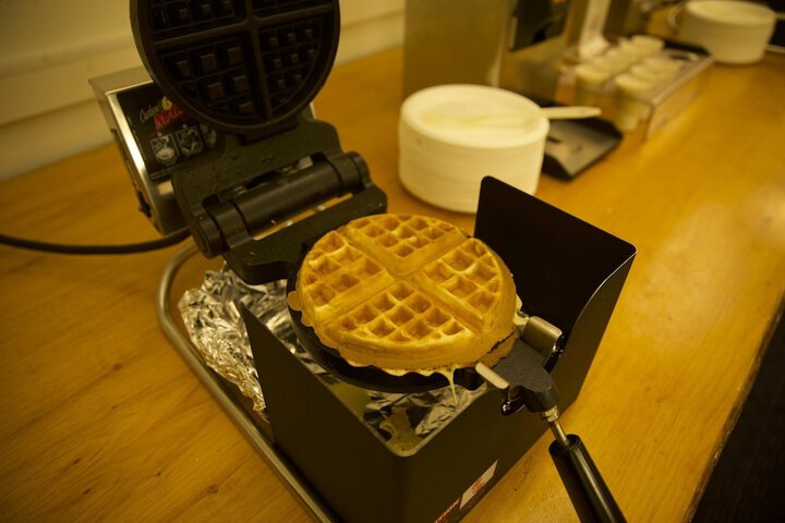Dining 58 of 100