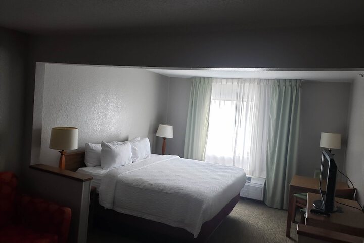 Room 41 of 63