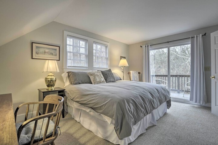 Warm + Peaceful Home w / Fire Pit on Haw River