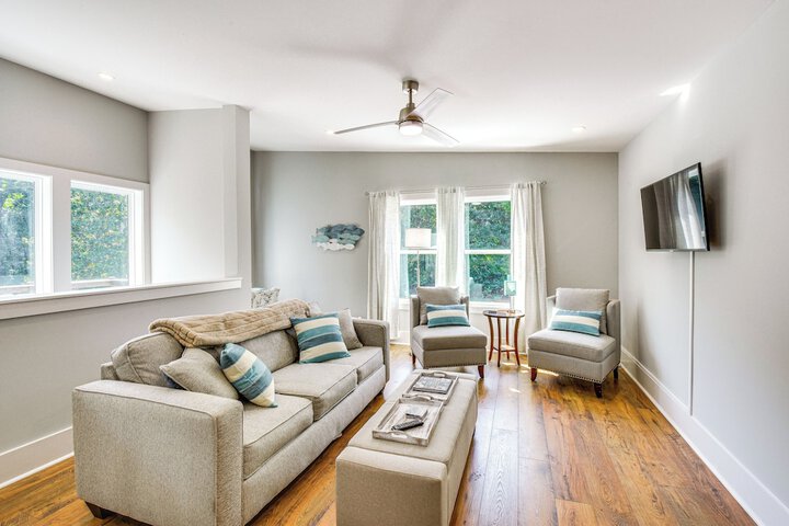 Waterfront Hartwell Apartment w / Dock Access!