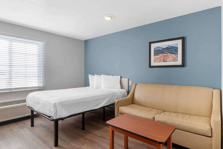 Room 17 of 26