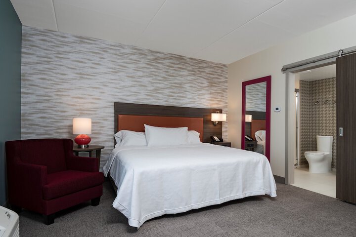 Room 28 of 56