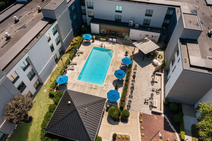 Pool 16 of 50