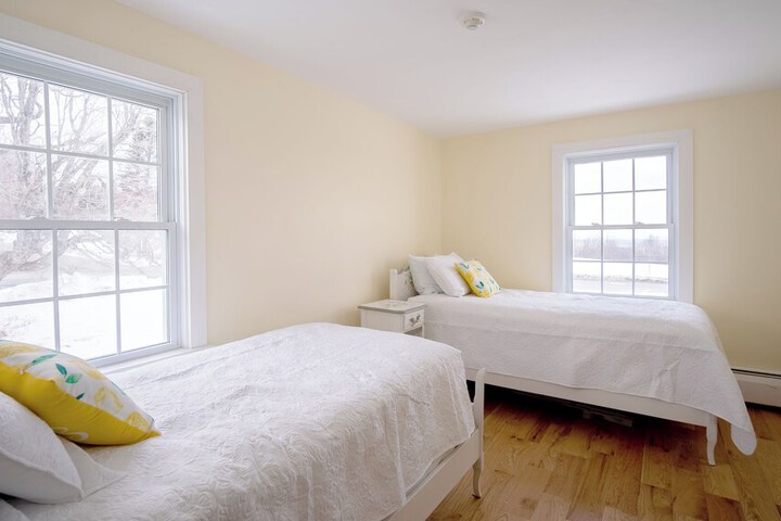 Room 37 of 50