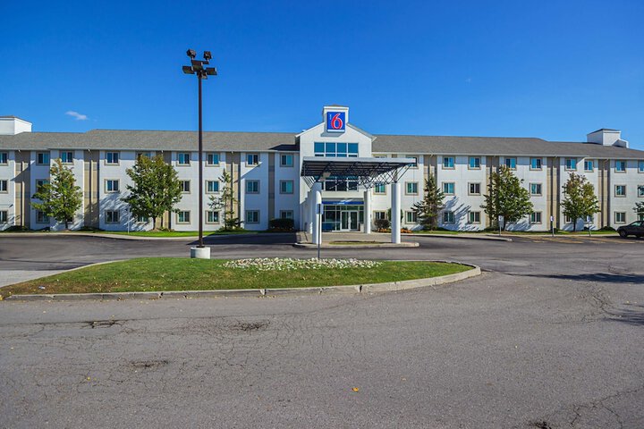 Hotel 5 of 33