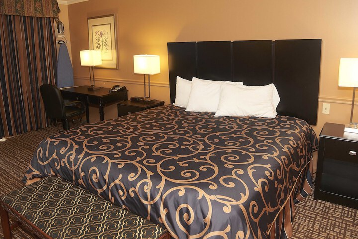 Room 26 of 60