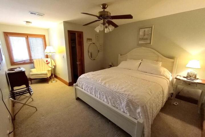 The Manor at Becks Lake