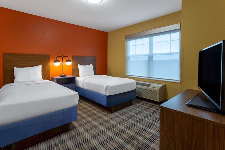 Room 16 of 29