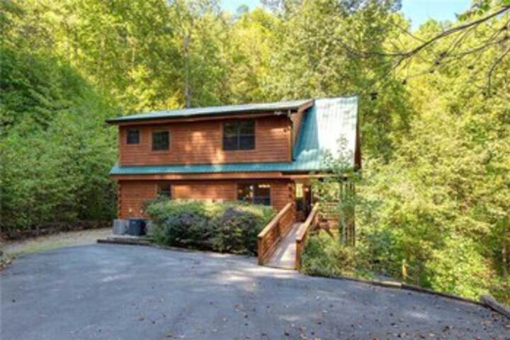 Stonebrook Lodge