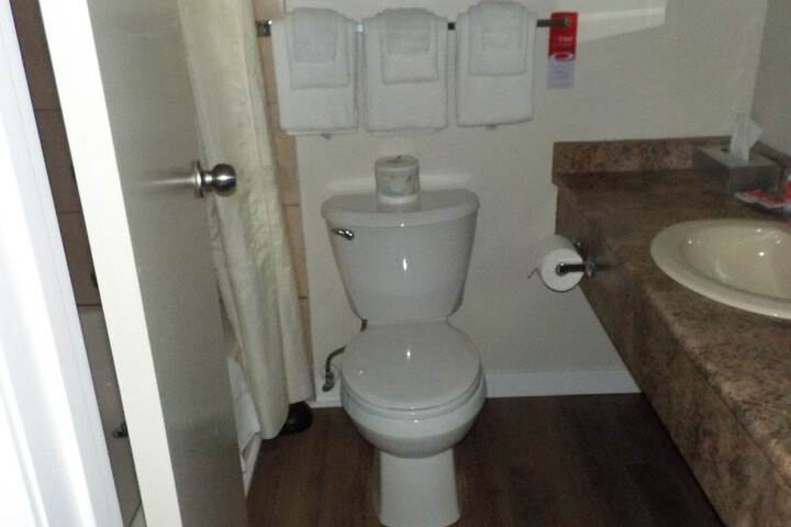 Room 30 of 43