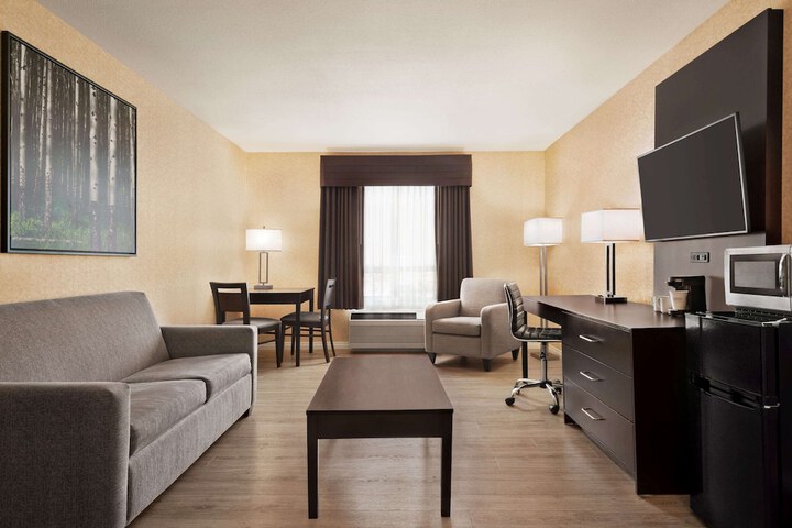 Room 13 of 31