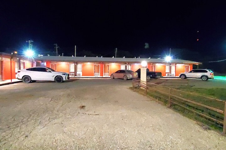 Holiday Host Motel & RV Park