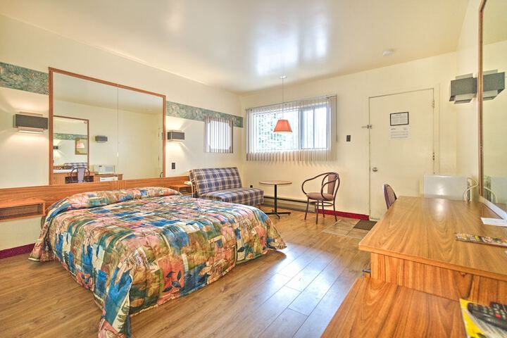 Room 15 of 44