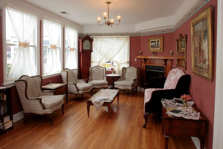 Hotel 5 of 13