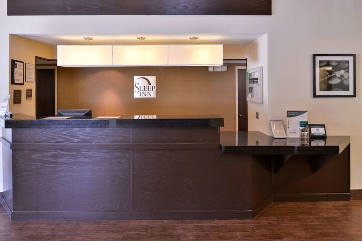 Hotel Interior 6 of 18