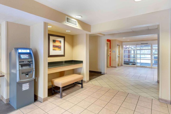 Hotel Interior 10 of 30