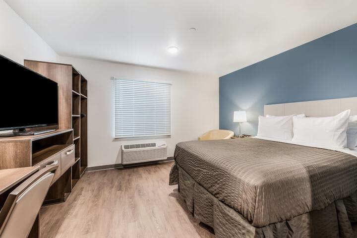 Room 9 of 21
