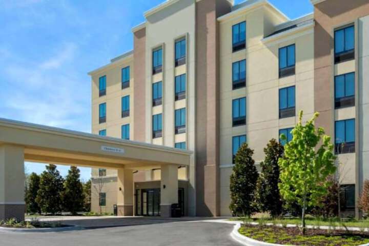 Hotel 2 of 39