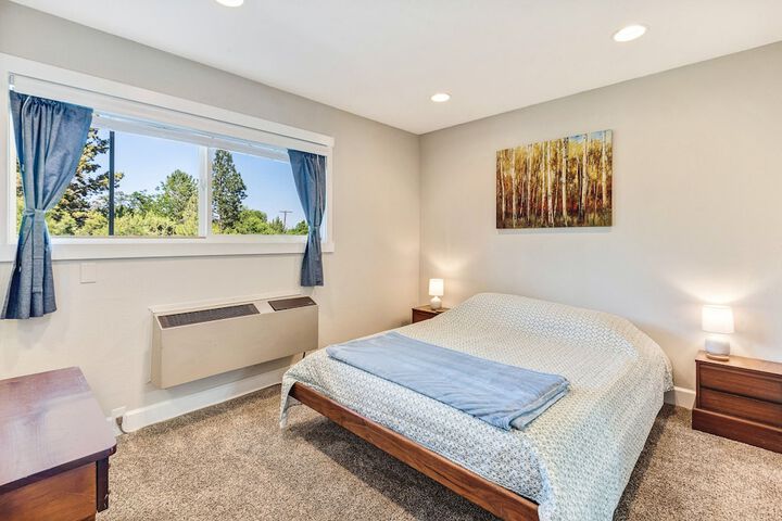 Room 190 of 399