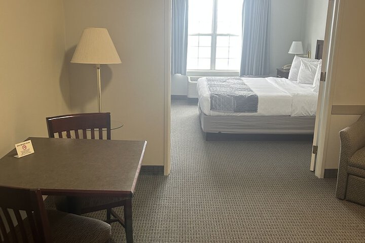 GrandStay Hotel & Suites Hastings