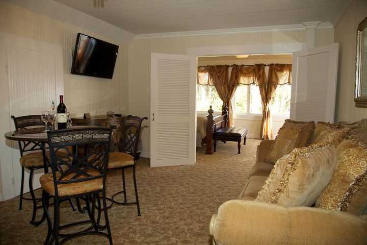 Room 32 of 101